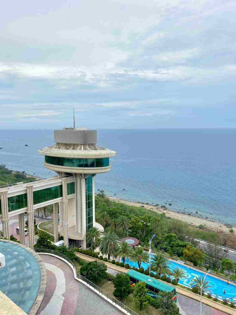 【墾丁住宿】H會館 海景雙人房陽台